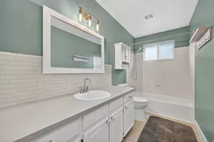 5556 W Bluevail Ct S, West Jordan, UT 84081 - Photo 11