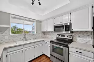 5556 W Bluevail Ct S, West Jordan, UT 84081 - Photo 5