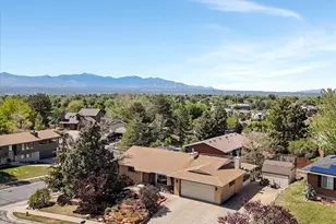 1969 E Falconhurst Cir S, Sandy, UT 84092 - Photo 3