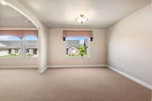 683 N 475 W, Kaysville, UT 84037 - Photo 7