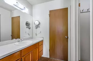 6896 Hillside Village Cir, Cottonwood Heights, UT 84121 - Photo 13