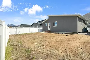 3848 S Sage Wood Ave, Mapleton, UT 84664 - Photo 25