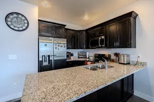 2388 W Jade Way, West Haven, UT 84401 - Photo 5