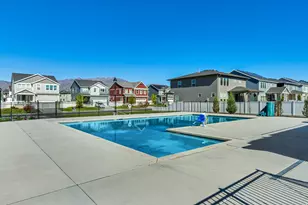701 E Gdn Grv Dr, Eagle Mountain, UT 84005 - Photo 41