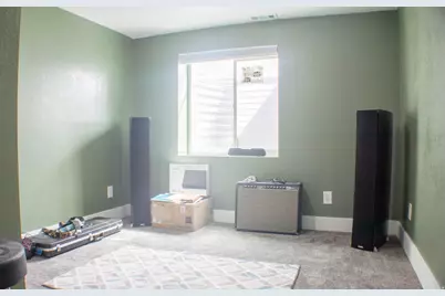 310 S 500 W, Tremonton, UT 84337 - Photo 15