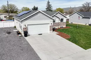 310 S 500 W, Tremonton, UT 84337 - Photo 3