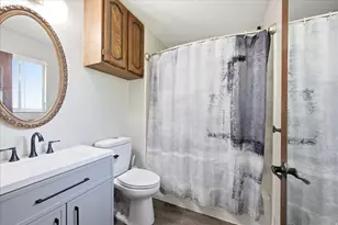 954 N 2600 W, Clinton, UT 84015 - Photo 13