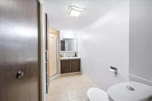 954 N 2600 W, Clinton, UT 84015 - Photo 17