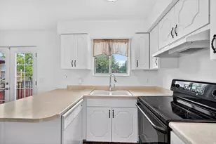 5486 S 3465 W, Taylorsville, UT 84118 - Photo 15