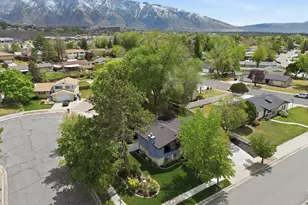 9107 S Peach Blossom Dr, Sandy, UT 84094 - Photo 41