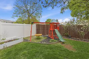 9107 S Peach Blossom Dr, Sandy, UT 84094 - Photo 33