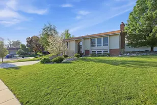 798 E 2800 N, North Ogden, UT 84414 - Photo 3