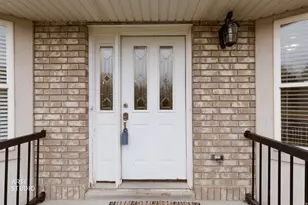 1901 E Frontier Rd, Holladay, UT 84121 - Photo 3