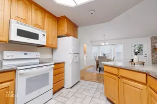 1901 E Frontier Rd, Holladay, UT 84121 - Photo 37