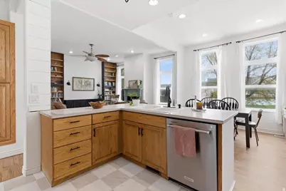 670 W Young St, Morgan, UT 84050 - Photo 15