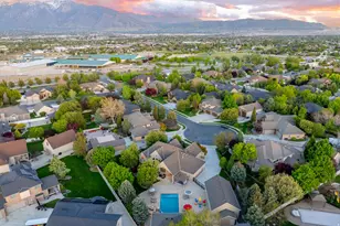 2312 W Gallant Fox Ct S, South Jordan, UT 84095 - Photo 89