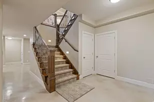 2312 W Gallant Fox Ct S, South Jordan, UT 84095 - Photo 39