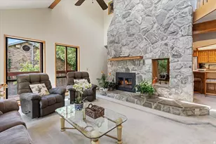 905 Oakridge Dr, Farmington, UT 84025 - Photo 9