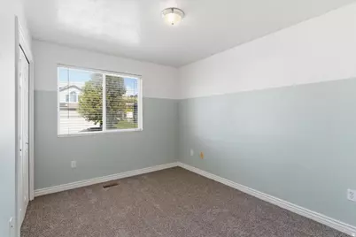 2204 E 3225 N, Layton, UT 84040 - Photo 21