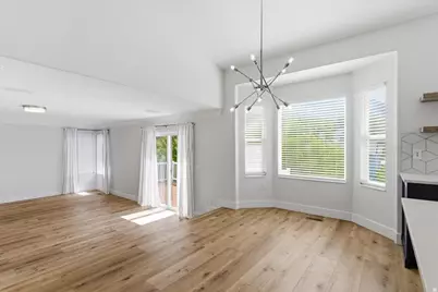 2204 E 3225 N, Layton, UT 84040 - Photo 9
