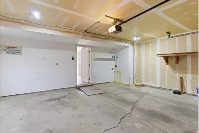 2204 E 3225 N, Layton, UT 84040 - Photo 25
