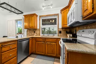 1136 S 860 W, Provo, UT 84601 - Photo 5