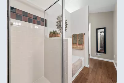 2079 N 2100 E, Layton, UT 84040 - Photo 17