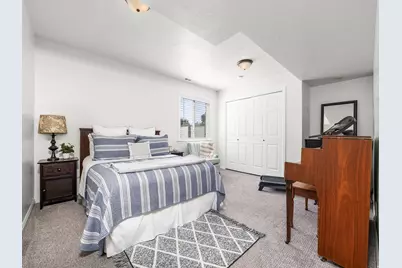 2079 N 2100 E, Layton, UT 84040 - Photo 23