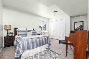 2079 N 2100 E, Layton, UT 84040 - Photo 23