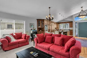 1679 E Kierstin Pl, Salt Lake City, UT 84108 - Photo 13