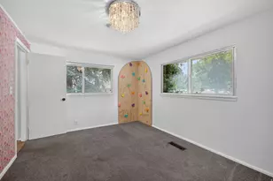 125 S 200 W, Farmington, UT 84025 - Photo 15