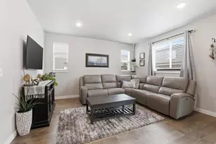 573 N 290 E, Vineyard, UT 84059 - Photo 11