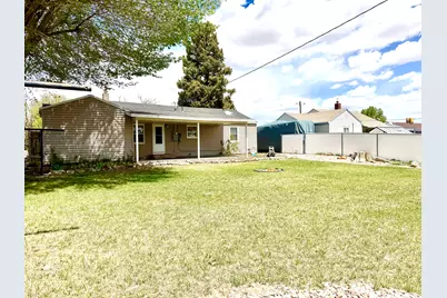 425 W 250 S, Vernal, UT 84078 - Photo 19