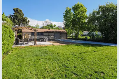2157 E Sherman Ave S, Salt Lake City, UT 84108 - Photo 9