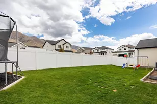 2857 E Carriage Hill Dr, Eagle Mountain, UT 84005 - Photo 41