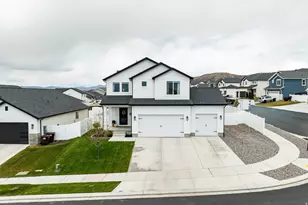 2857 E Carriage Hill Dr, Eagle Mountain, UT 84005 - Photo 47