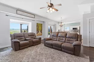 4921 W Woodridge Dr, South Jordan, UT 84009 - Photo 5