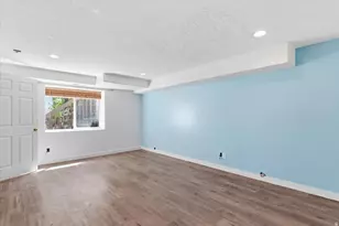 4921 W Woodridge Dr, South Jordan, UT 84009 - Photo 29