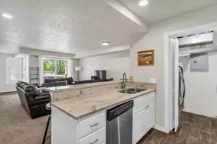 4072 S 300 E, Salt Lake City, UT 84107 - Photo 17
