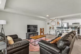4072 S 300 E, Salt Lake City, UT 84107 - Photo 9
