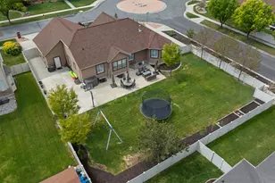 483 E Crystal Spring Dr, Draper, UT 84020 - Photo 5