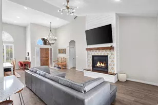483 E Crystal Spring Dr, Draper, UT 84020 - Photo 11