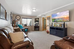 5036 W Cedar Point Peak Dr, Riverton, UT 84096 - Photo 17