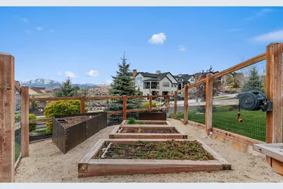 3295 E Lindsay Spring Cir, Heber City, UT 84032 - Photo 13