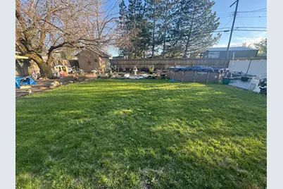 1150 E Sego Lily Dr S, Sandy, UT 84094 - Photo 19