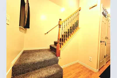6678 S Pines Point Way W, West Jordan, UT 84084 - Photo 9