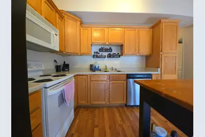 6678 S Pines Point Way W, West Jordan, UT 84084 - Photo 5