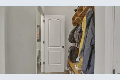 3926 E Barton Creek Dr, Eagle Mountain, UT 84005 - Photo 15