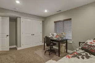3926 E Barton Creek Dr, Eagle Mountain, UT 84005 - Photo 39