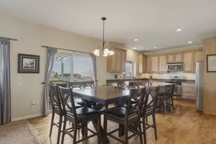 3926 E Barton Creek Dr, Eagle Mountain, UT 84005 - Photo 9